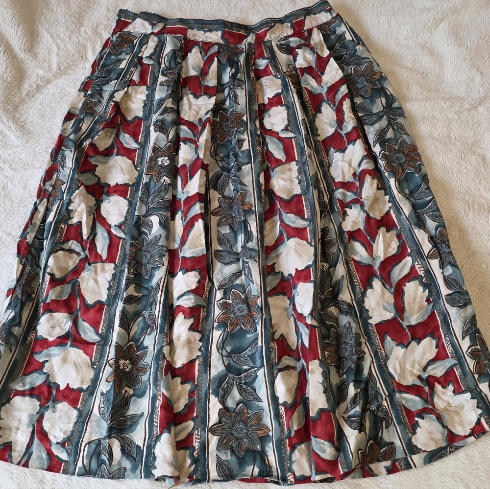 Vtg Korbet Floral Skirt